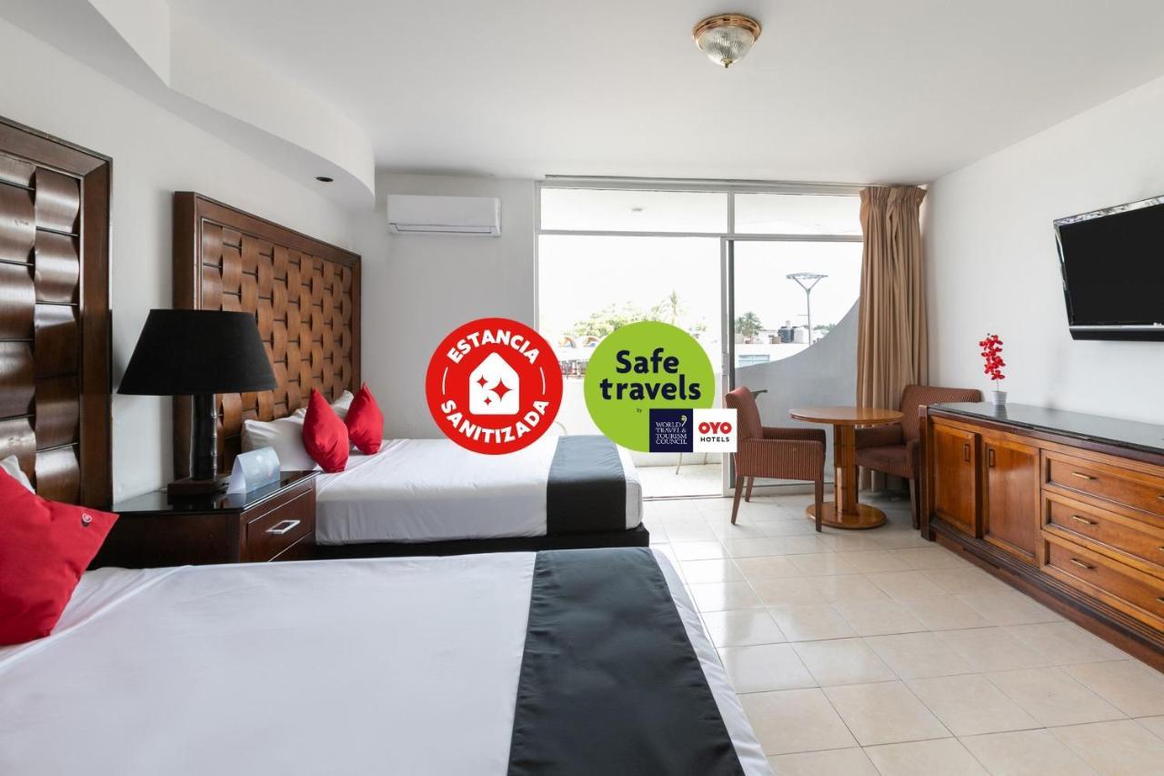 Capital O Zona Dorada Inn, Mazatlán Extérieur photo