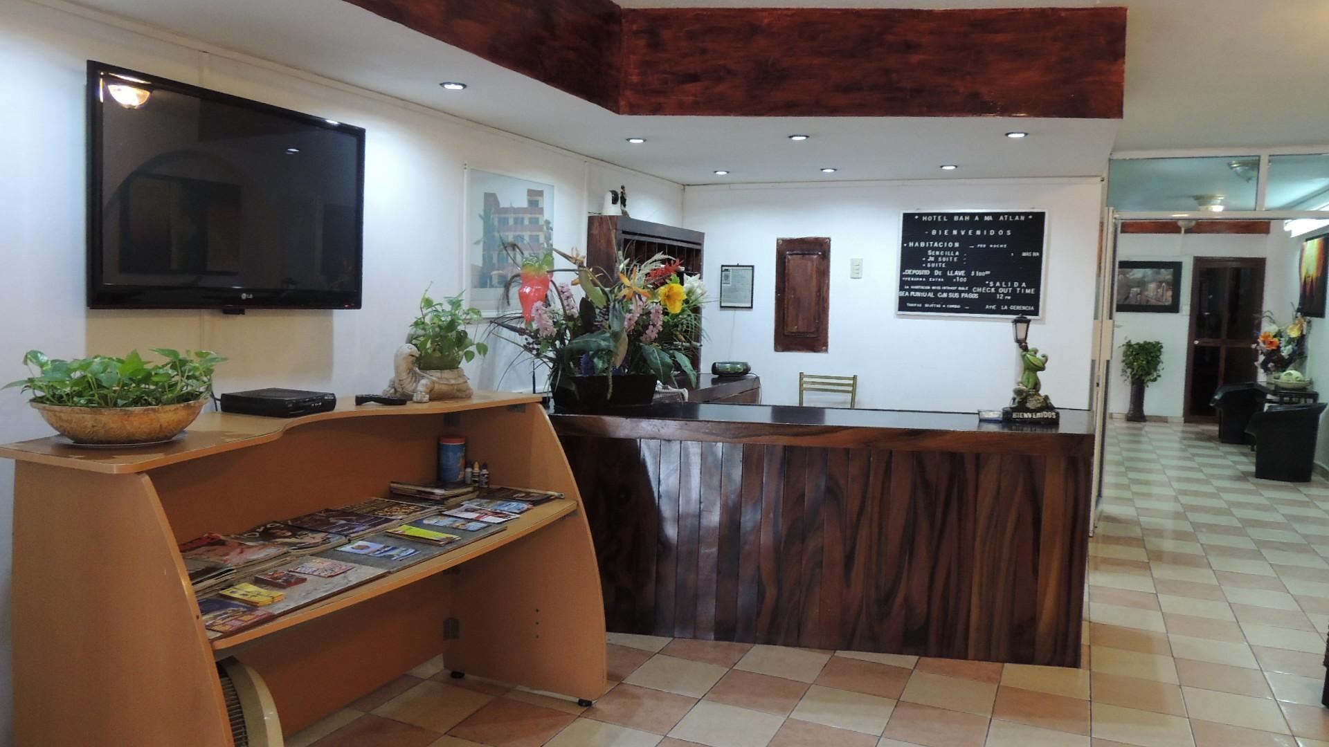 Capital O Zona Dorada Inn, Mazatlán Extérieur photo