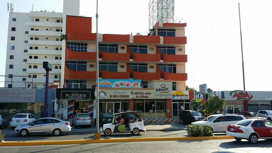Capital O Zona Dorada Inn, Mazatlán Extérieur photo